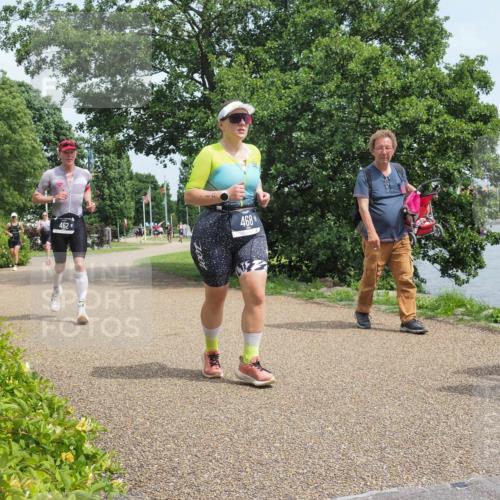 22.06.2025 - Viking Triathlon KatJ http://msf.ph/oto/8120224 22.06.2025 15:14:51 Laufen 462, 468 meine-sportfotos.de