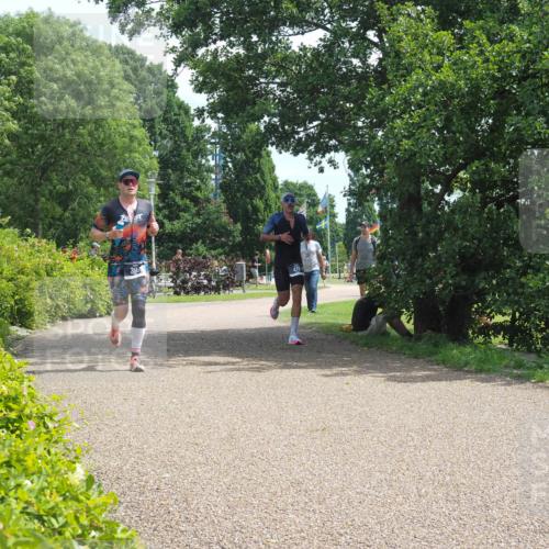 22.06.2025 - Viking Triathlon KatJ http://msf.ph/oto/8120229 22.06.2025 12:59:37 Laufen 355, 478 meine-sportfotos.de