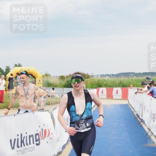 22.06.2025 - Viking Triathlon MichiJ http://msf.ph/oto/8120244 22.06.2025 17:02:53 Ziel 136 meine-sportfotos.de
