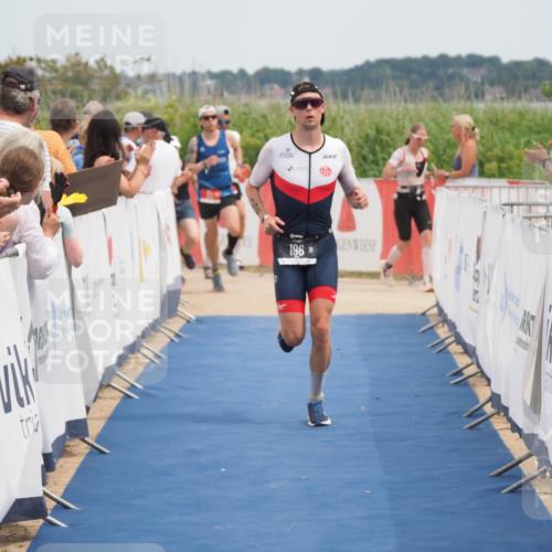 22.06.2025 - Viking Triathlon MichiJ http://msf.ph/oto/8120295 22.06.2025 14:59:14 Ziel 196, 611 meine-sportfotos.de