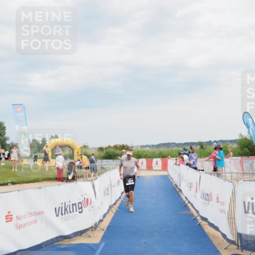 22.06.2025 - Viking Triathlon MichiJ http://msf.ph/oto/8120352 22.06.2025 17:03:30 Ziel 333 meine-sportfotos.de