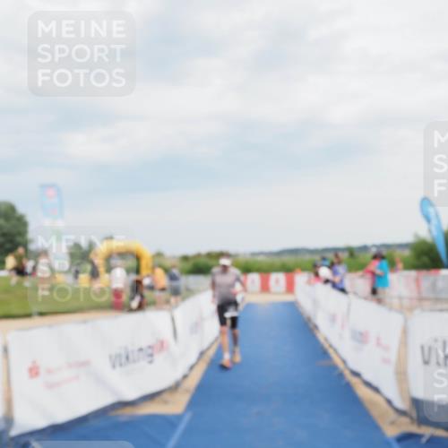 22.06.2025 - Viking Triathlon MichiJ http://msf.ph/oto/8120367 22.06.2025 17:03:30 Ziel 333 meine-sportfotos.de