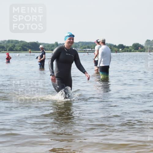 22.06.2025 - Viking Triathlon KatJ http://msf.ph/oto/8120379 22.06.2025 10:48:43 Schwimmen 166, 412, 494, 607 meine-sportfotos.de