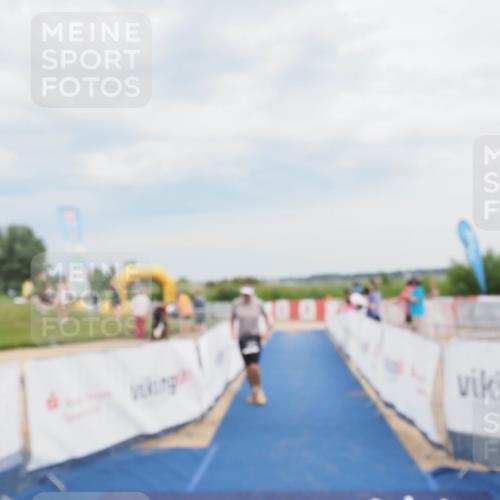 22.06.2025 - Viking Triathlon MichiJ http://msf.ph/oto/8120381 22.06.2025 17:03:30 Ziel 333 meine-sportfotos.de