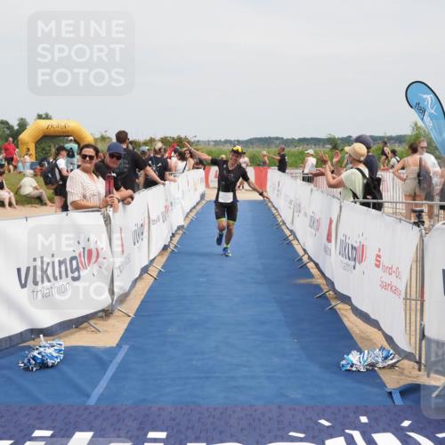 22.06.2025 - Viking Triathlon MichiJ http://msf.ph/oto/8120383 22.06.2025 15:11:21 Ziel 271, 365 meine-sportfotos.de