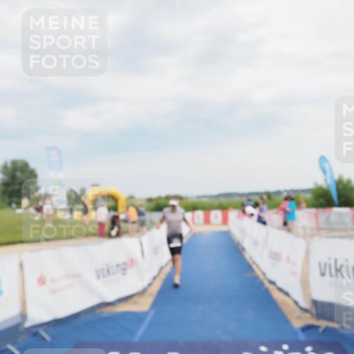 22.06.2025 - Viking Triathlon MichiJ http://msf.ph/oto/8120387 22.06.2025 17:03:30 Ziel 333 meine-sportfotos.de