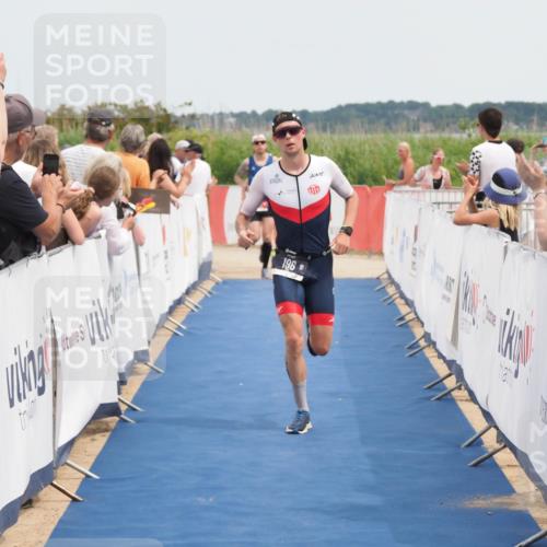 22.06.2025 - Viking Triathlon MichiJ http://msf.ph/oto/8120389 22.06.2025 14:59:15 Ziel 196, 611 meine-sportfotos.de