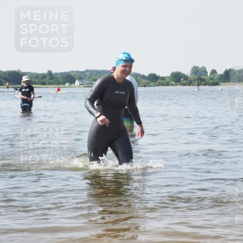 22.06.2025 - Viking Triathlon KatJ http://msf.ph/oto/8120396 22.06.2025 10:48:44 Schwimmen 166, 412, 607 meine-sportfotos.de