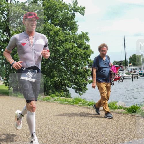 22.06.2025 - Viking Triathlon KatJ http://msf.ph/oto/8120403 22.06.2025 15:14:53 Laufen 462, 468 meine-sportfotos.de