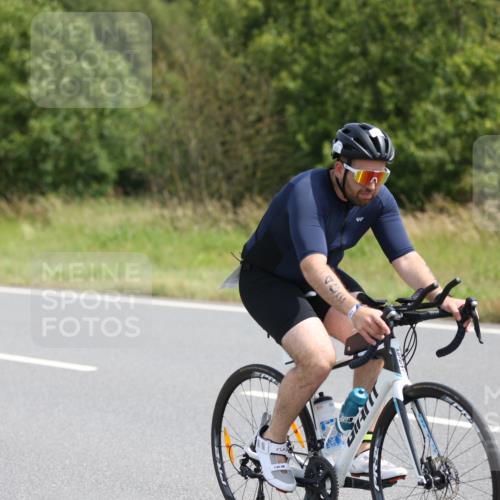 22.06.2025 - Viking Triathlon Yannick Fuchs http://msf.ph/oto/8120411 22.06.2025 11:47:03 Radfahren 48, 116, 206, 402, 481, 529, 640 meine-sportfotos.de