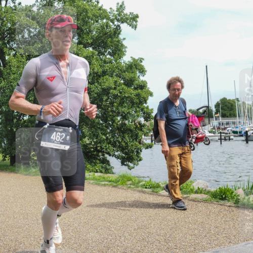 22.06.2025 - Viking Triathlon KatJ http://msf.ph/oto/8120418 22.06.2025 15:14:54 Laufen 462, 468 meine-sportfotos.de