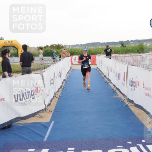 22.06.2025 - Viking Triathlon MichiJ http://msf.ph/oto/8120420 22.06.2025 16:30:43 Ziel 165 meine-sportfotos.de