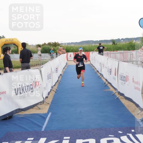 22.06.2025 - Viking Triathlon MichiJ http://msf.ph/oto/8120430 22.06.2025 16:30:43 Ziel 165 meine-sportfotos.de