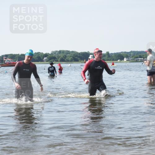 22.06.2025 - Viking Triathlon KatJ http://msf.ph/oto/8120437 22.06.2025 10:48:54 Schwimmen 166, 607 meine-sportfotos.de