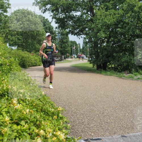 22.06.2025 - Viking Triathlon KatJ http://msf.ph/oto/8120453 22.06.2025 15:14:57 Laufen 43, 636 meine-sportfotos.de