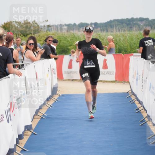 22.06.2025 - Viking Triathlon MichiJ http://msf.ph/oto/8120505 22.06.2025 15:12:02 Ziel 549 meine-sportfotos.de