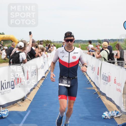 22.06.2025 - Viking Triathlon MichiJ http://msf.ph/oto/8120527 22.06.2025 14:59:17 Ziel 196, 611 meine-sportfotos.de