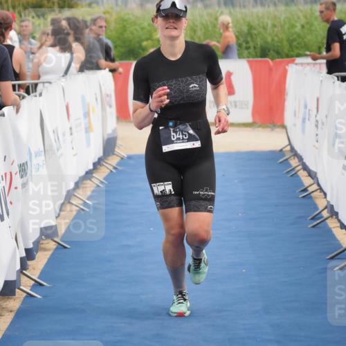 22.06.2025 - Viking Triathlon MichiJ http://msf.ph/oto/8120555 22.06.2025 15:12:03 Ziel 549 meine-sportfotos.de
