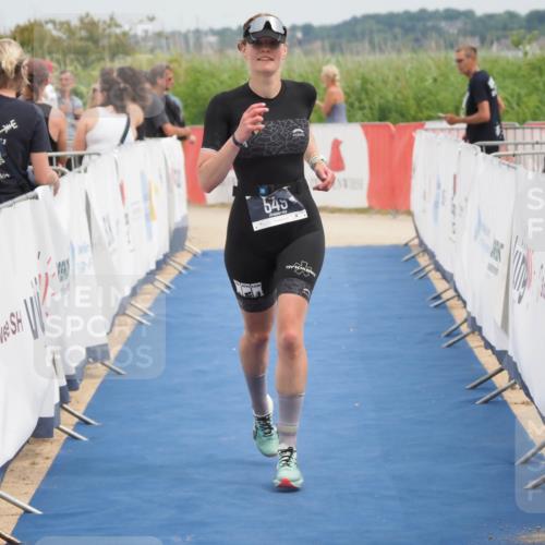 22.06.2025 - Viking Triathlon MichiJ http://msf.ph/oto/8120562 22.06.2025 15:12:04 Ziel 549 meine-sportfotos.de
