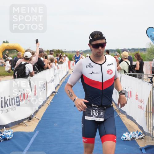 22.06.2025 - Viking Triathlon MichiJ http://msf.ph/oto/8120563 22.06.2025 14:59:17 Ziel 196, 611 meine-sportfotos.de