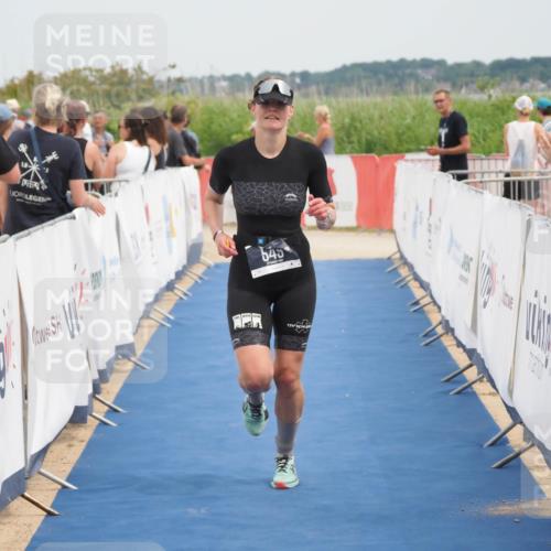 22.06.2025 - Viking Triathlon MichiJ http://msf.ph/oto/8120571 22.06.2025 15:12:04 Ziel 549 meine-sportfotos.de