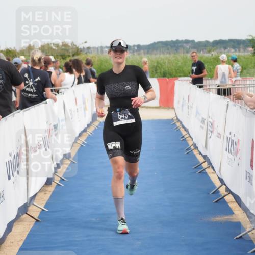 22.06.2025 - Viking Triathlon MichiJ http://msf.ph/oto/8120583 22.06.2025 15:12:04 Ziel 549 meine-sportfotos.de