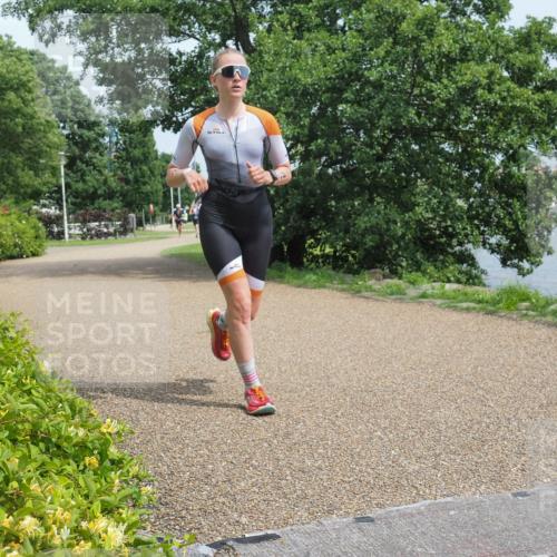 22.06.2025 - Viking Triathlon KatJ http://msf.ph/oto/8120594 22.06.2025 15:14:59 Laufen 43, 636 meine-sportfotos.de