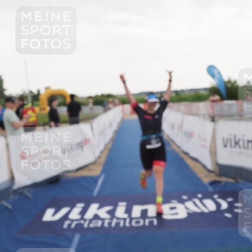 22.06.2025 - Viking Triathlon MichiJ http://msf.ph/oto/8120603 22.06.2025 16:30:45 Ziel 165 meine-sportfotos.de