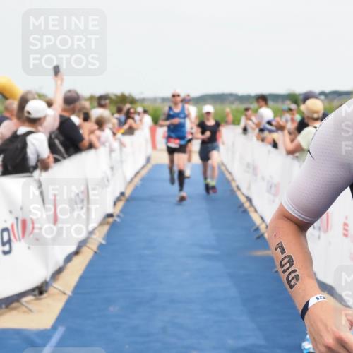 22.06.2025 - Viking Triathlon MichiJ http://msf.ph/oto/8120607 22.06.2025 14:59:18 Ziel 196, 611 meine-sportfotos.de