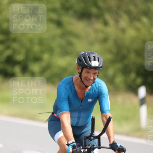 22.06.2025 - Viking Triathlon Yannick Fuchs http://msf.ph/oto/8120617 22.06.2025 11:47:16 Radfahren 9, 23, 61, 206, 235, 272, 529 meine-sportfotos.de
