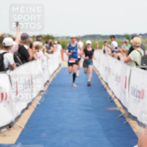 22.06.2025 - Viking Triathlon MichiJ http://msf.ph/oto/8120618 22.06.2025 14:59:18 Ziel 196, 611 meine-sportfotos.de