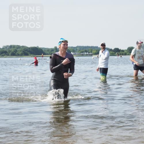 22.06.2025 - Viking Triathlon KatJ http://msf.ph/oto/8120635 22.06.2025 10:49:19 Schwimmen 64, 155, 256, 317 meine-sportfotos.de