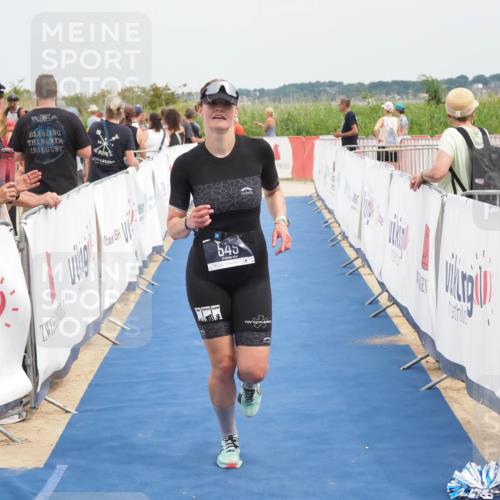 22.06.2025 - Viking Triathlon MichiJ http://msf.ph/oto/8120639 22.06.2025 15:12:05 Ziel 549 meine-sportfotos.de