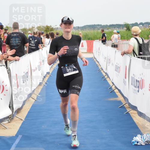 22.06.2025 - Viking Triathlon MichiJ http://msf.ph/oto/8120648 22.06.2025 15:12:05 Ziel 549 meine-sportfotos.de