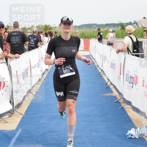 22.06.2025 - Viking Triathlon MichiJ http://msf.ph/oto/8120654 22.06.2025 15:12:05 Ziel 549 meine-sportfotos.de