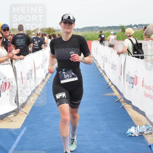 22.06.2025 - Viking Triathlon MichiJ http://msf.ph/oto/8120665 22.06.2025 15:12:05 Ziel 549 meine-sportfotos.de