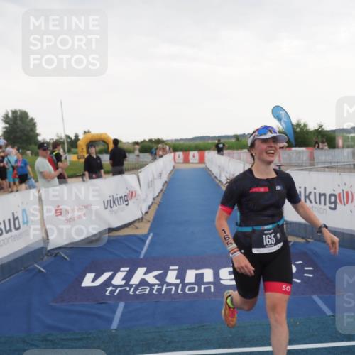22.06.2025 - Viking Triathlon MichiJ http://msf.ph/oto/8120666 22.06.2025 16:30:46 Ziel 165 meine-sportfotos.de