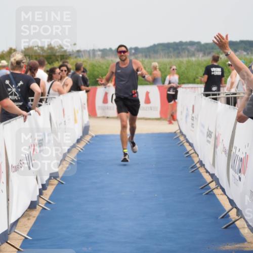 22.06.2025 - Viking Triathlon MichiJ http://msf.ph/oto/8120714 22.06.2025 15:12:26 Ziel 643 meine-sportfotos.de