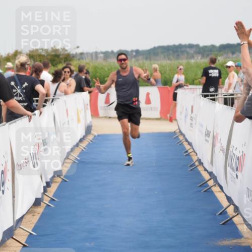 22.06.2025 - Viking Triathlon MichiJ http://msf.ph/oto/8120726 22.06.2025 15:12:26 Ziel 643 meine-sportfotos.de