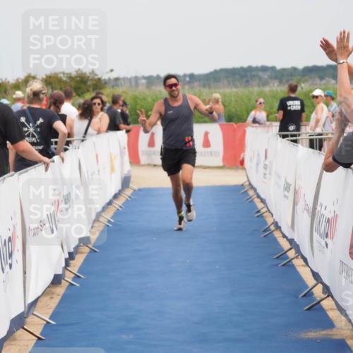 22.06.2025 - Viking Triathlon MichiJ http://msf.ph/oto/8120732 22.06.2025 15:12:26 Ziel 643 meine-sportfotos.de