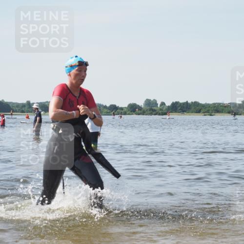 22.06.2025 - Viking Triathlon KatJ http://msf.ph/oto/8120750 22.06.2025 10:49:25 Schwimmen 64, 155, 256, 263, 317, 321 meine-sportfotos.de