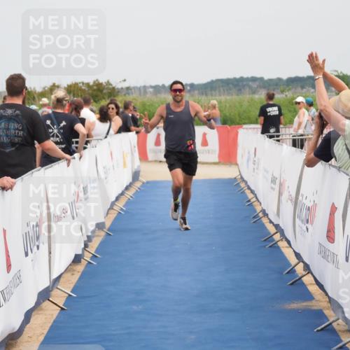 22.06.2025 - Viking Triathlon MichiJ http://msf.ph/oto/8120754 22.06.2025 15:12:26 Ziel 643 meine-sportfotos.de