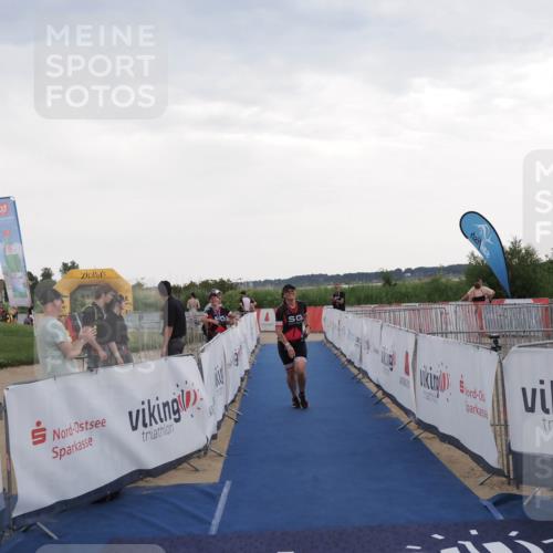 22.06.2025 - Viking Triathlon MichiJ http://msf.ph/oto/8120760 22.06.2025 16:31:42 Ziel 315 meine-sportfotos.de