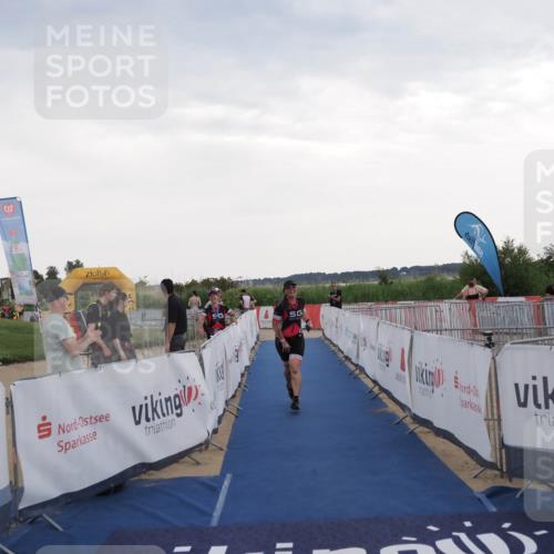 22.06.2025 - Viking Triathlon MichiJ http://msf.ph/oto/8120770 22.06.2025 16:31:42 Ziel 315 meine-sportfotos.de