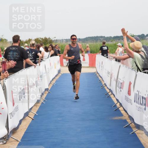 22.06.2025 - Viking Triathlon MichiJ http://msf.ph/oto/8120787 22.06.2025 15:12:27 Ziel 643 meine-sportfotos.de