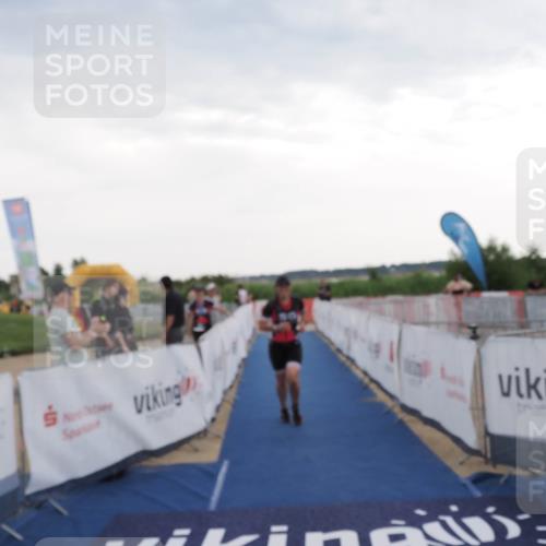 22.06.2025 - Viking Triathlon MichiJ http://msf.ph/oto/8120832 22.06.2025 16:31:42 Ziel 315 meine-sportfotos.de