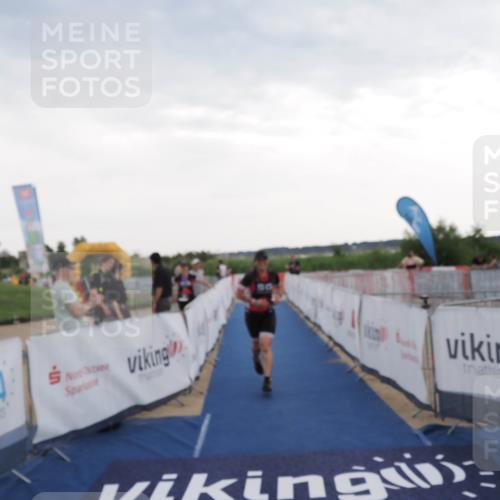 22.06.2025 - Viking Triathlon MichiJ http://msf.ph/oto/8120839 22.06.2025 16:31:42 Ziel 315 meine-sportfotos.de