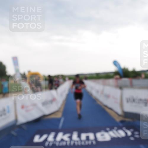 22.06.2025 - Viking Triathlon MichiJ http://msf.ph/oto/8120874 22.06.2025 16:31:43 Ziel 315 meine-sportfotos.de