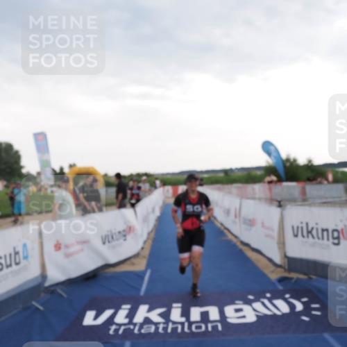 22.06.2025 - Viking Triathlon MichiJ http://msf.ph/oto/8120917 22.06.2025 16:31:43 Ziel 315 meine-sportfotos.de