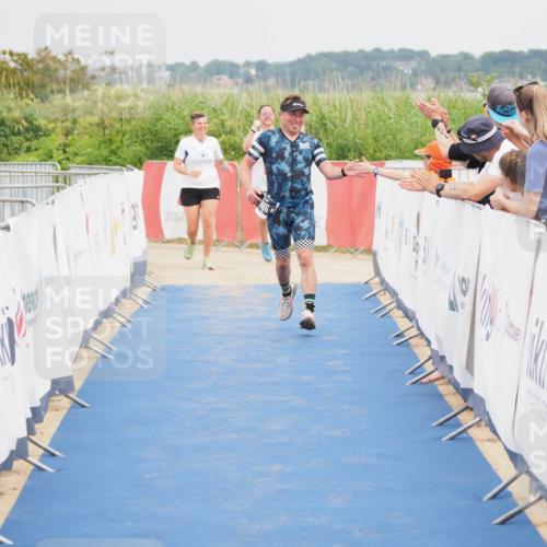 22.06.2025 - Viking Triathlon MichiJ http://msf.ph/oto/8120929 22.06.2025 17:04:43 Ziel 466 meine-sportfotos.de
